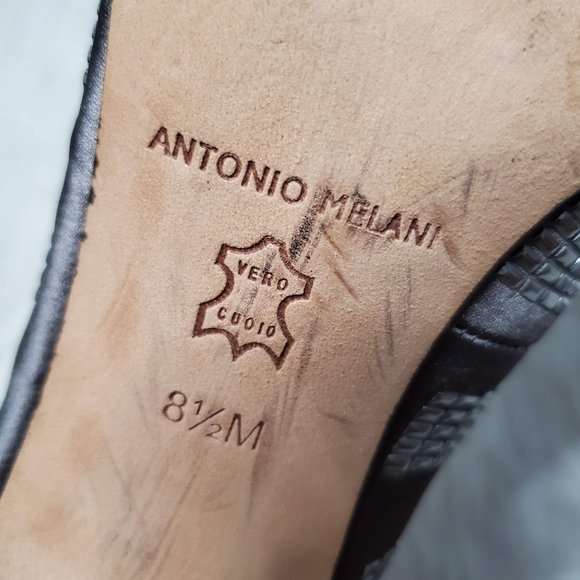 Antonio Melani Gray Satin with Metallic Silver Embossed Detailing Heels, 8.5 - Picture 9 of 10